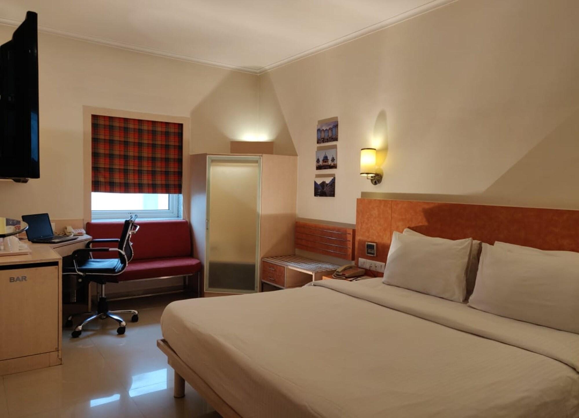 Nirwana Hometel Jaipur- A Sarovar Hotel Exteriör bild