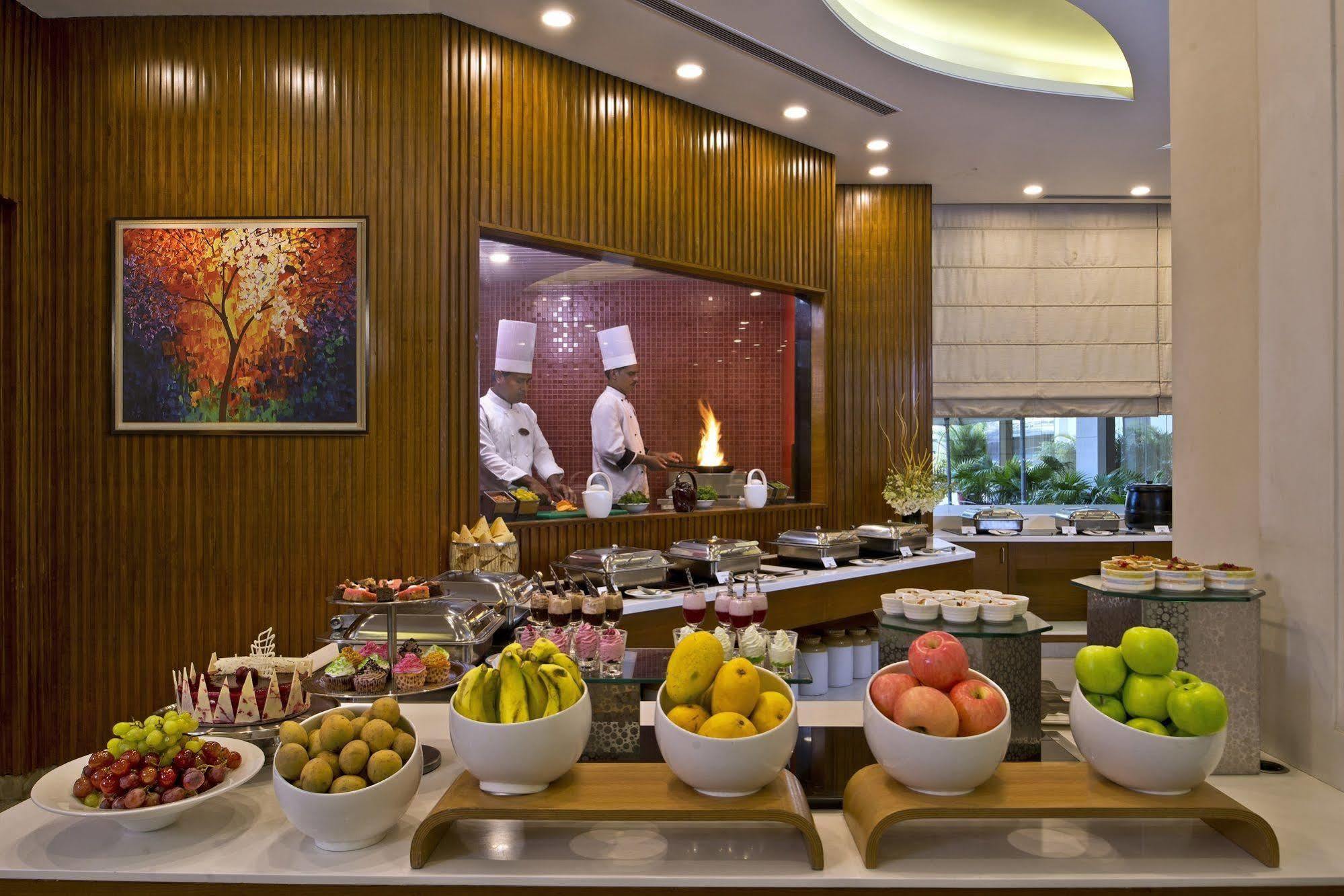 Nirwana Hometel Jaipur- A Sarovar Hotel Exteriör bild